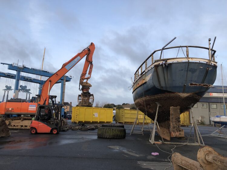 démolition bateau port paimpol