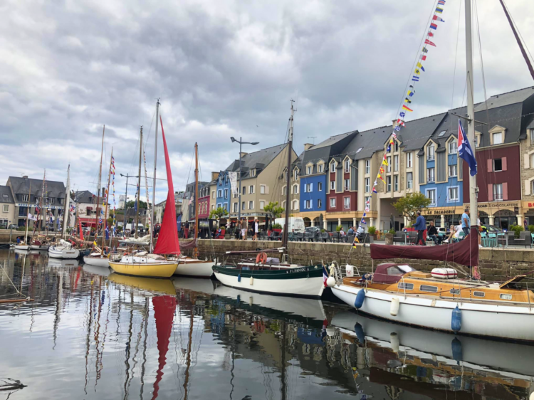 bateaux classiques ponton port paimpol eskale armor